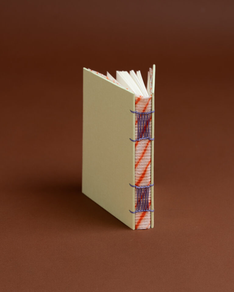 Notebookpackshot 30